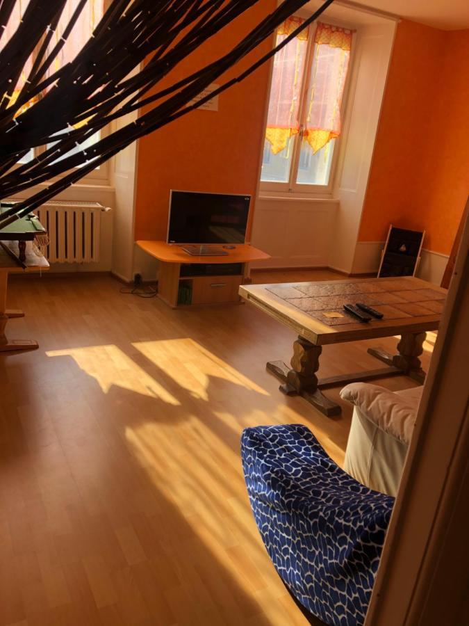Chambres D'Hotes Le Passiflore Les Brenets Екстериор снимка