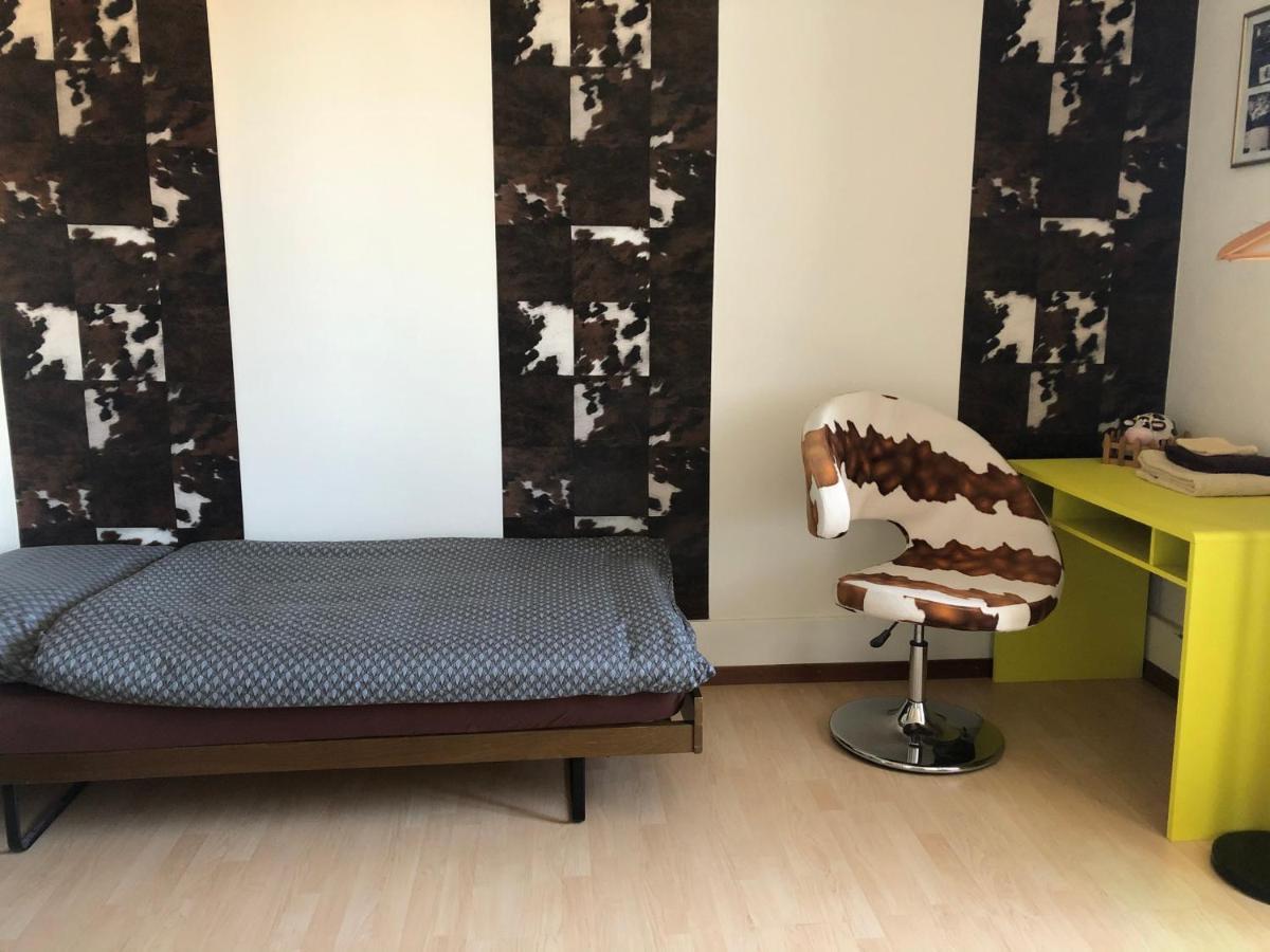 Chambres D'Hotes Le Passiflore Les Brenets Екстериор снимка