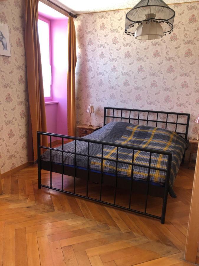 Chambres D'Hotes Le Passiflore Les Brenets Екстериор снимка