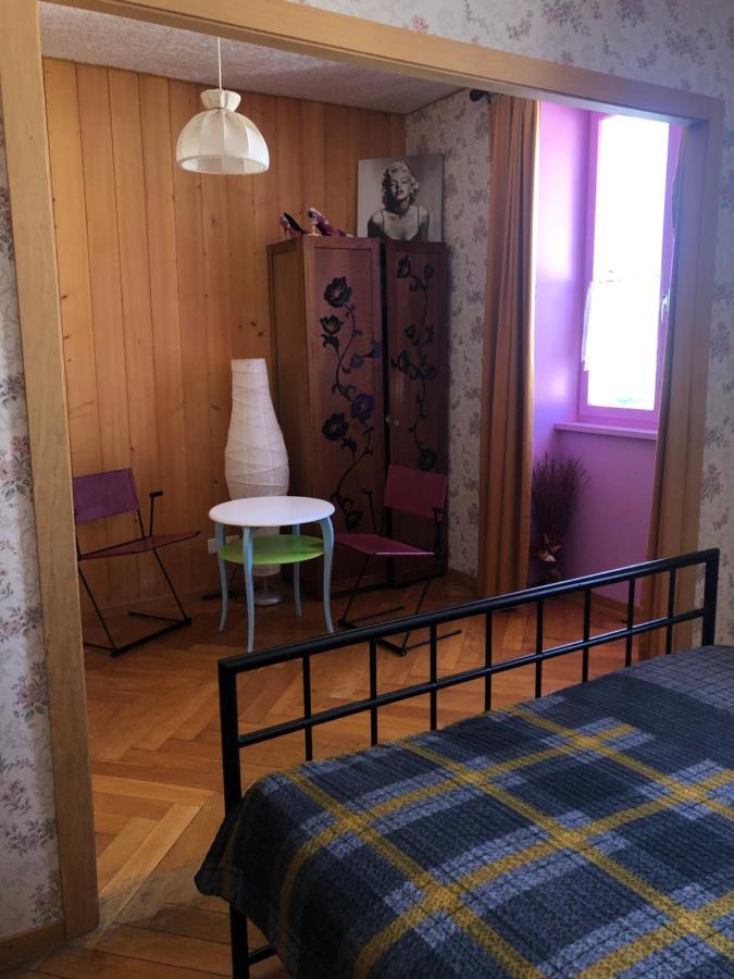 Chambres D'Hotes Le Passiflore Les Brenets Екстериор снимка