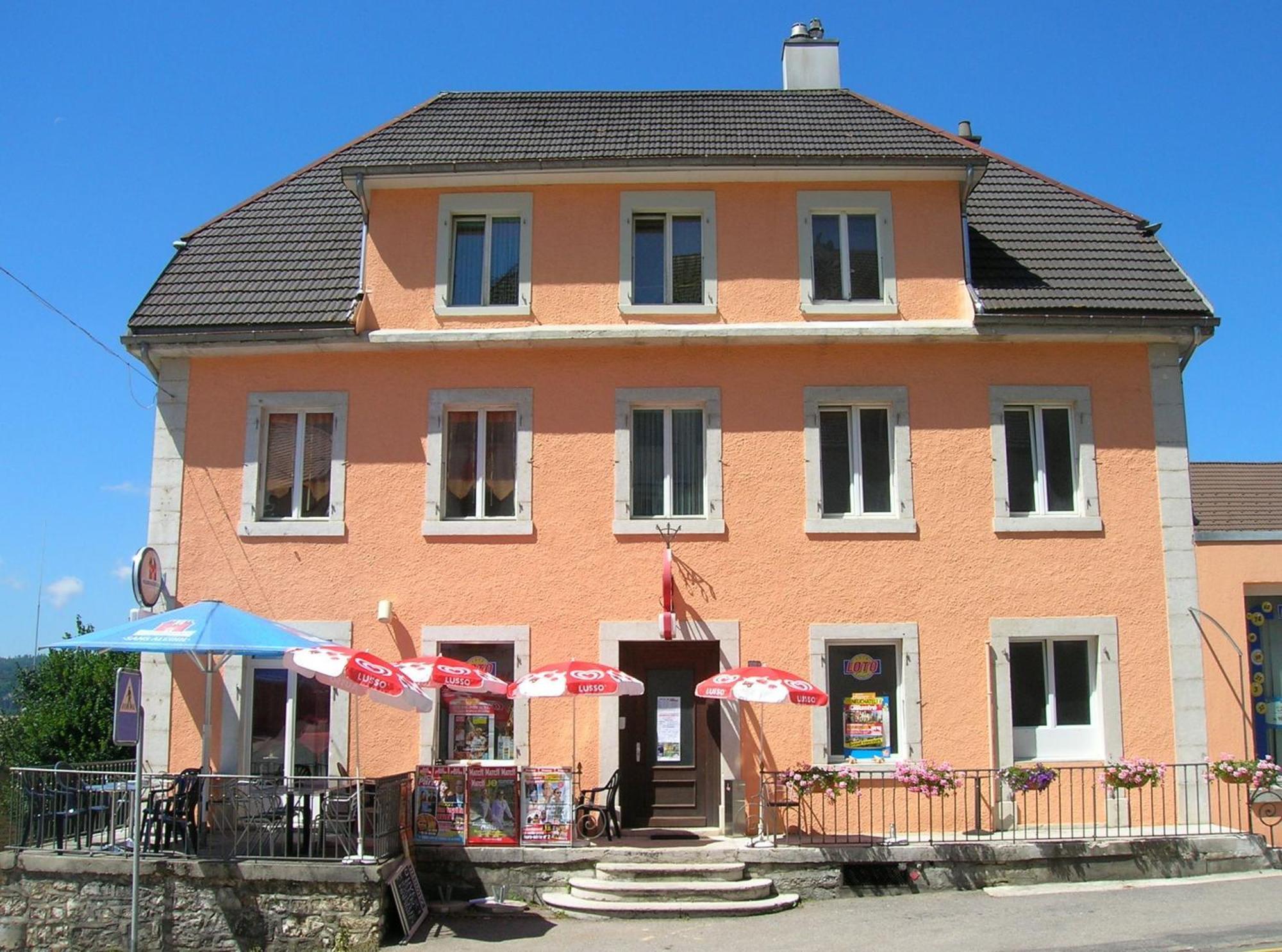 Chambres D'Hotes Le Passiflore Les Brenets Екстериор снимка