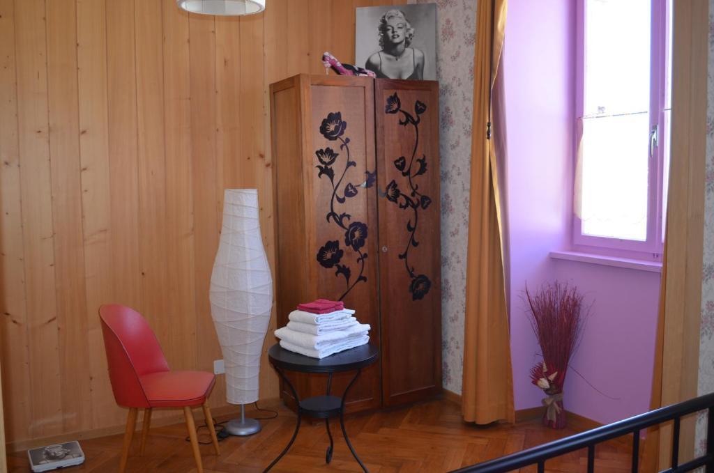 Chambres D'Hotes Le Passiflore Les Brenets Екстериор снимка